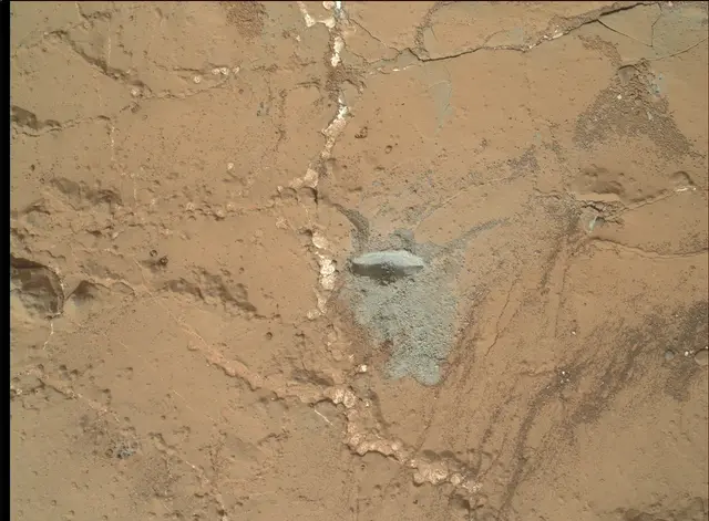 Sol 176: Mars Hand Lens Imager (MAHLI)