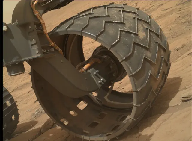 Sol 177: Mars Hand Lens Imager (MAHLI)