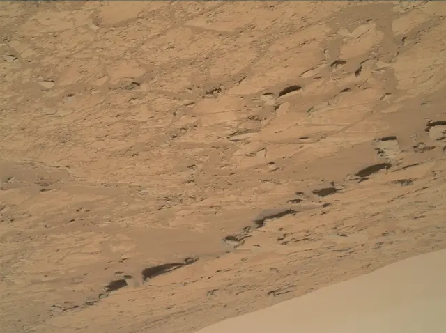 Sol 177: Mars Hand Lens Imager (MAHLI)