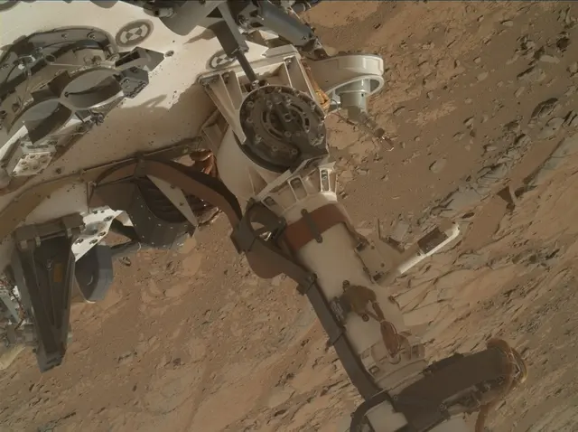 Sol 177: Mars Hand Lens Imager (MAHLI)