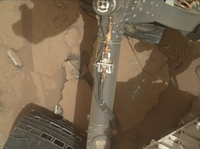Sol 177: Mars Hand Lens Imager (MAHLI)