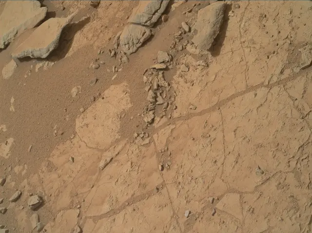 Sol 177: Mars Hand Lens Imager (MAHLI)