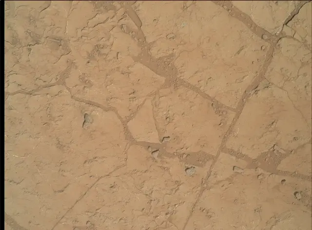 Sol 179: Mars Hand Lens Imager (MAHLI)