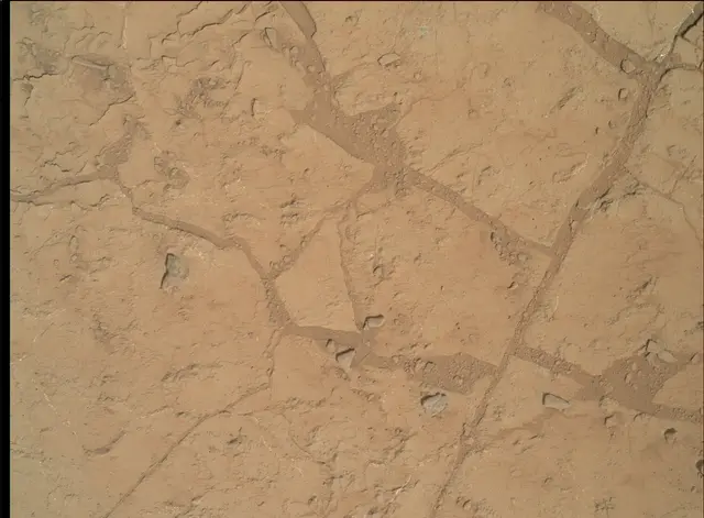 Sol 179: Mars Hand Lens Imager (MAHLI)