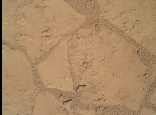 Sol 179: Mars Hand Lens Imager (MAHLI)
