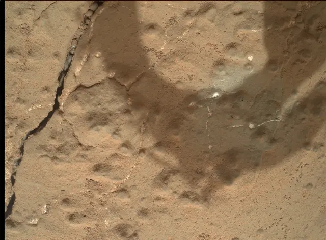 Sol 181: Mars Hand Lens Imager (MAHLI)