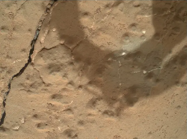 Sol 181: Mars Hand Lens Imager (MAHLI)