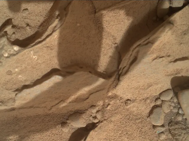 Sol 181: Mars Hand Lens Imager (MAHLI)