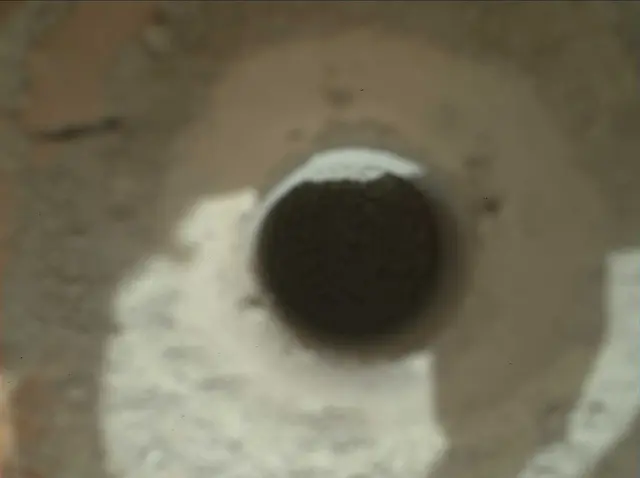 Sol 182: Mars Hand Lens Imager (MAHLI)