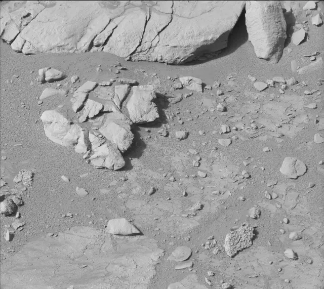 Sol 184: Mast Camera (Mastcam)