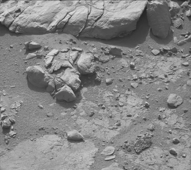 Sol 184: Mast Camera (Mastcam)