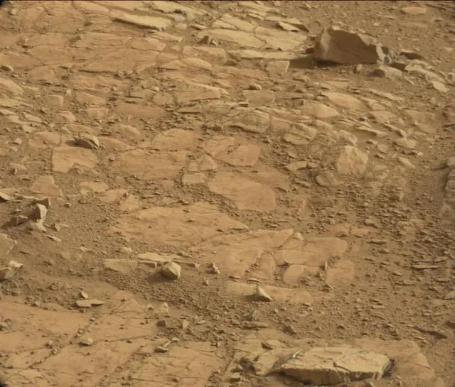 Sol 184: Mast Camera (Mastcam)