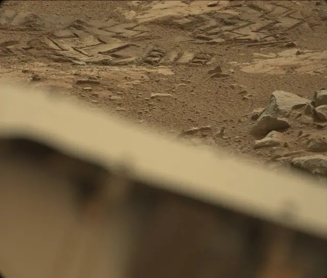 Sol 184: Mast Camera (Mastcam)