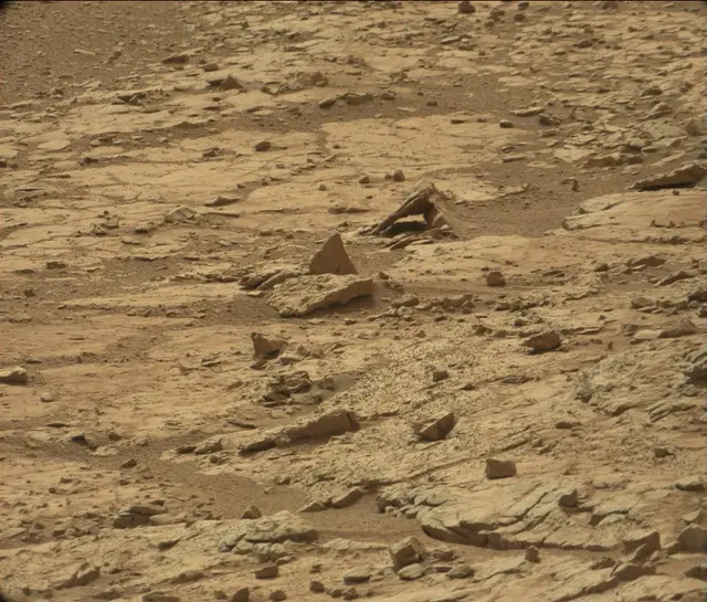 Sol 184: Mast Camera (Mastcam)