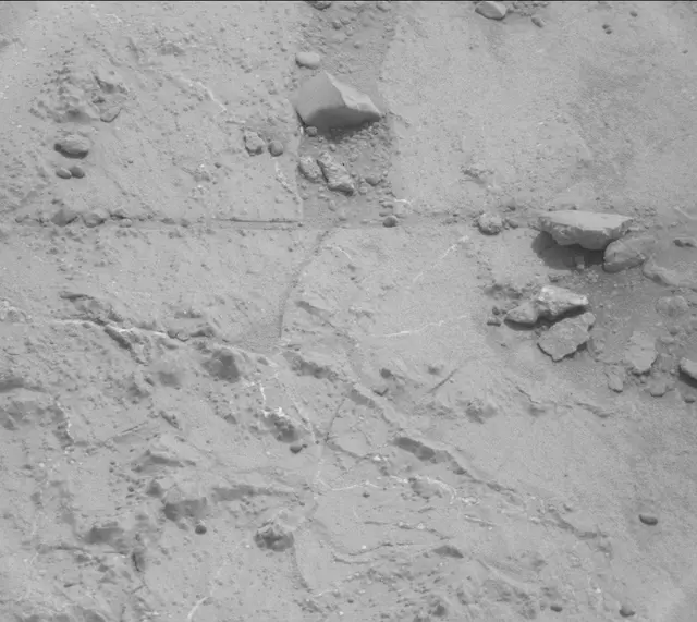 Sol 185: Mast Camera (Mastcam)