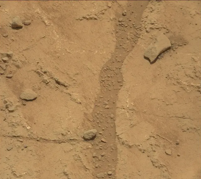 Sol 185: Mast Camera (Mastcam)