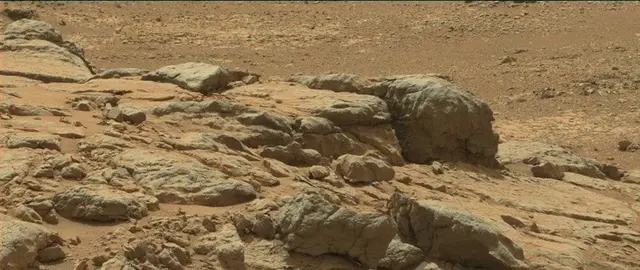 Sol 186: Mast Camera (Mastcam)
