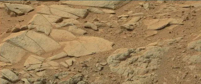 Sol 186: Mast Camera (Mastcam)