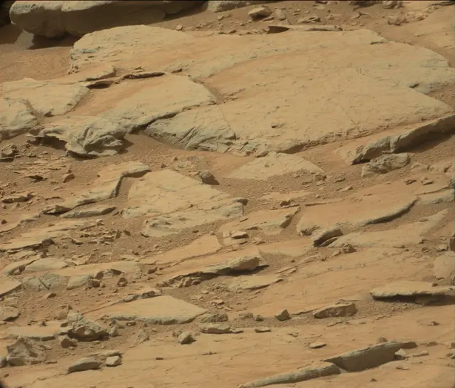 Sol 186: Mast Camera (Mastcam)