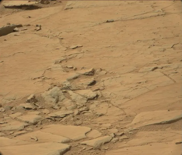 Sol 186: Mast Camera (Mastcam)