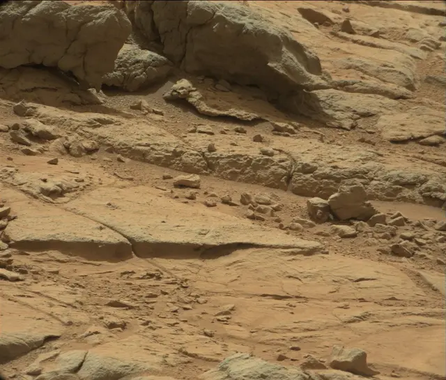 Sol 186: Mast Camera (Mastcam)