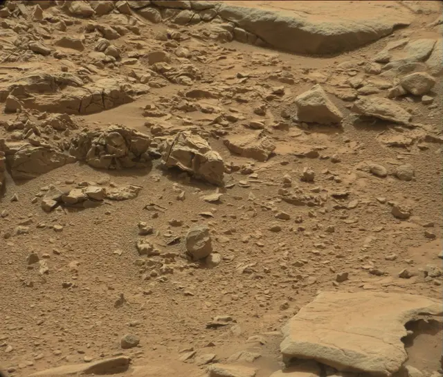 Sol 186: Mast Camera (Mastcam)