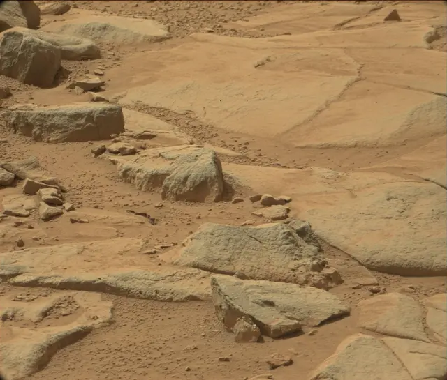 Sol 186: Mast Camera (Mastcam)