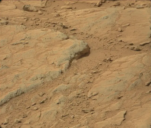 Sol 186: Mast Camera (Mastcam)
