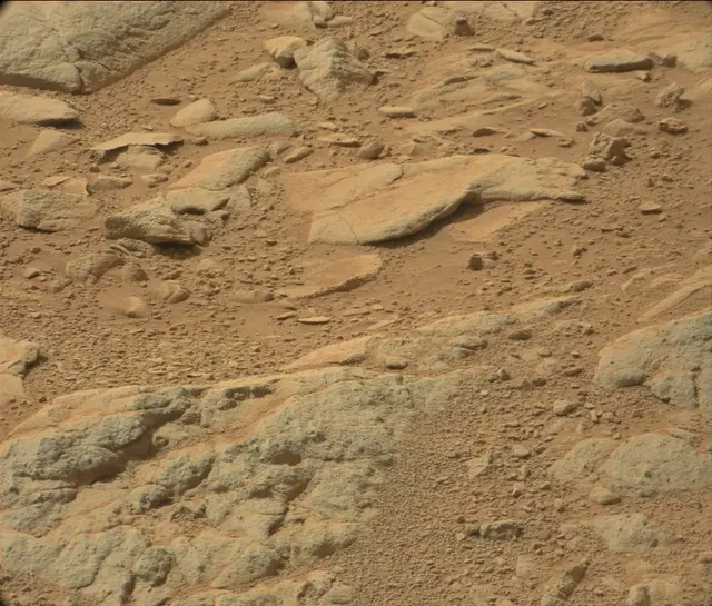 Sol 186: Mast Camera (Mastcam)
