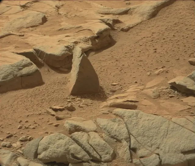 Sol 186: Mast Camera (Mastcam)