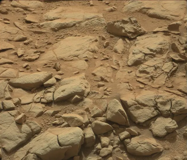 Sol 186: Mast Camera (Mastcam)