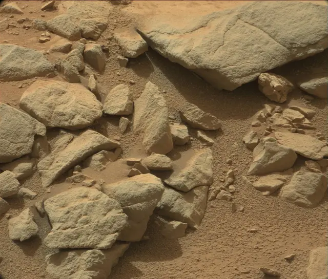 Sol 186: Mast Camera (Mastcam)