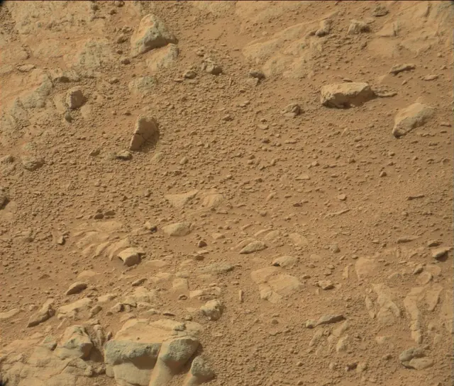 Sol 186: Mast Camera (Mastcam)