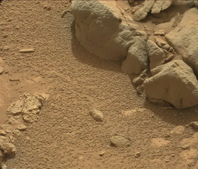 Sol 186: Mast Camera (Mastcam)