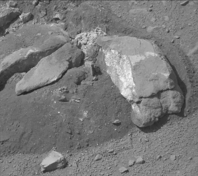 Sol 188: Mast Camera (Mastcam)