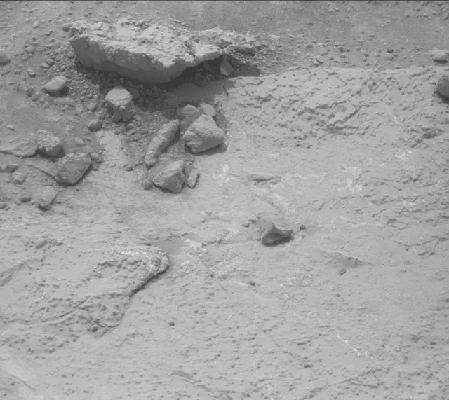 Sol 189: Mast Camera (Mastcam)