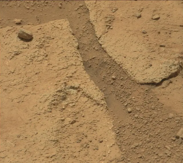 Sol 189: Mast Camera (Mastcam)