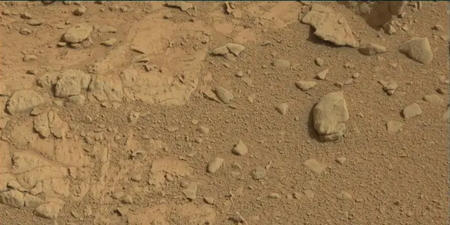 Sol 192: Mast Camera (Mastcam)