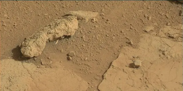 Sol 192: Mast Camera (Mastcam)