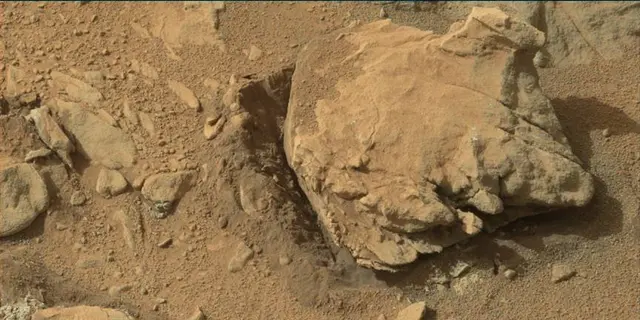 Sol 192: Mast Camera (Mastcam)