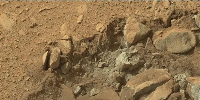 Sol 192: Mast Camera (Mastcam)