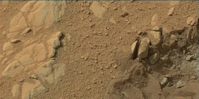 Sol 192: Mast Camera (Mastcam)