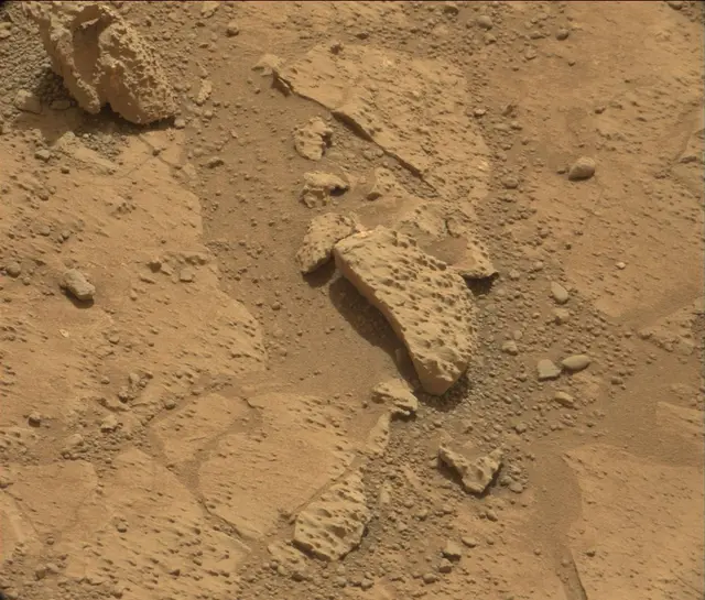 Sol 192: Mast Camera (Mastcam)