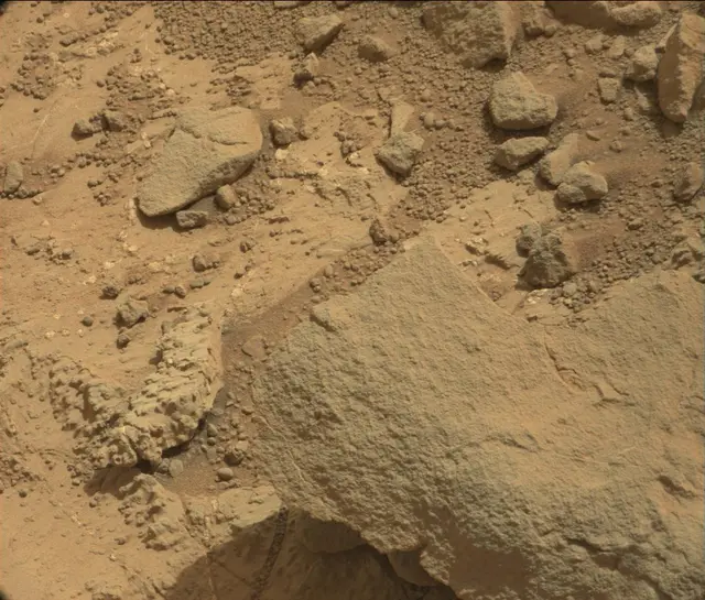 Sol 192: Mast Camera (Mastcam)