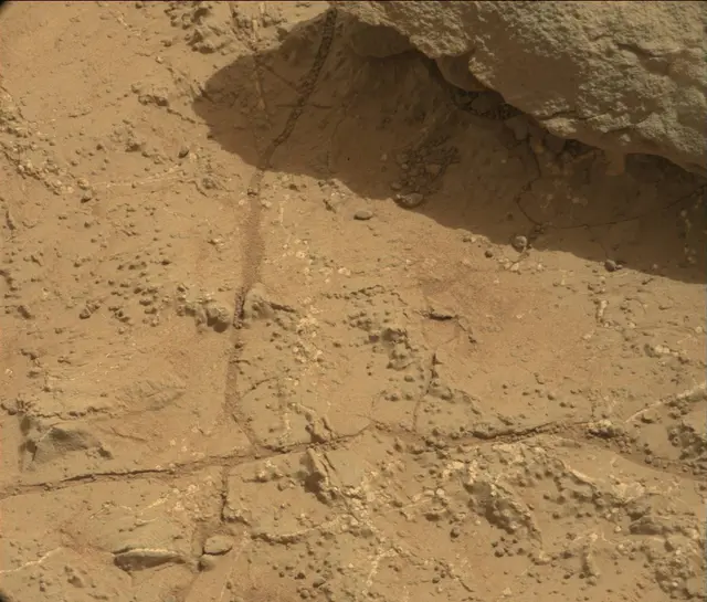 Sol 192: Mast Camera (Mastcam)