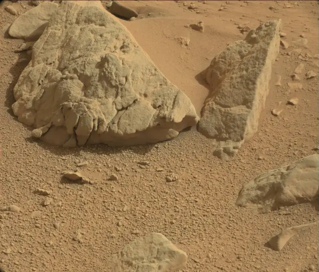 Sol 192: Mast Camera (Mastcam)