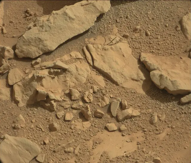 Sol 192: Mast Camera (Mastcam)
