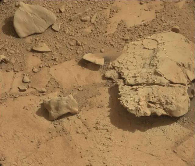 Sol 192: Mast Camera (Mastcam)