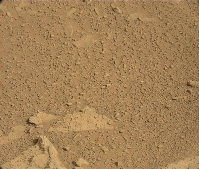 Sol 192: Mast Camera (Mastcam)