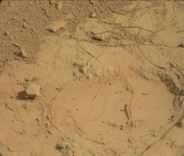Sol 192: Mast Camera (Mastcam)
